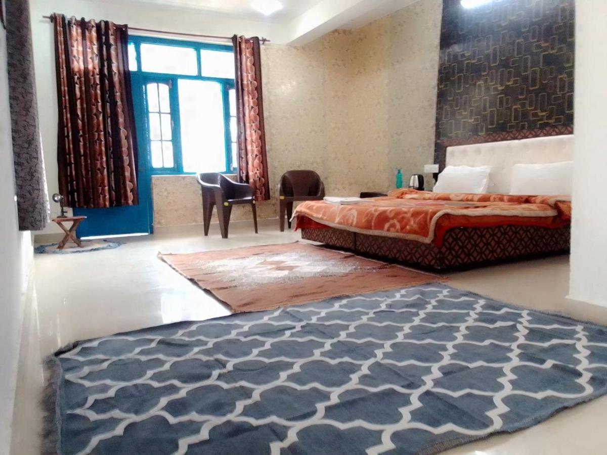 Moonlight Ridge Lägenhet McLeod Ganj Exteriör bild